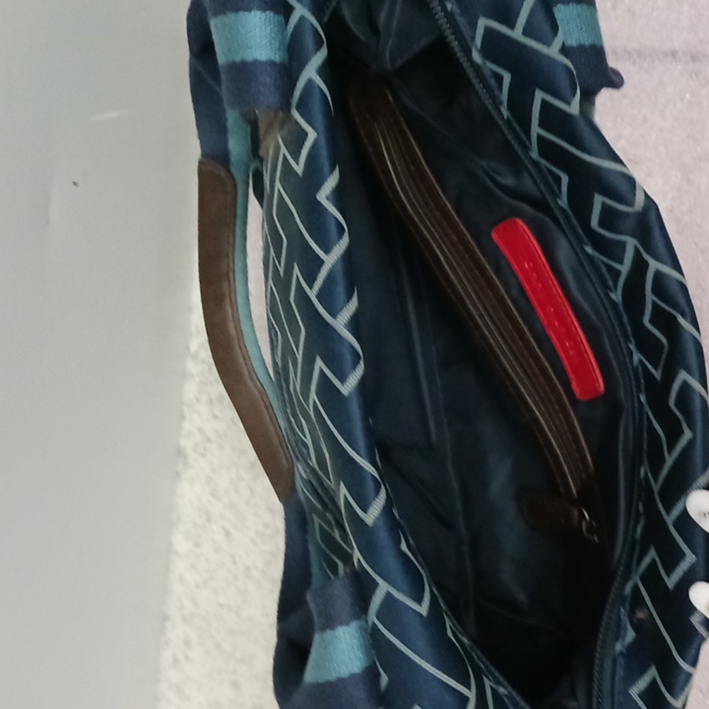 Hand bag - Picture 3 of 6